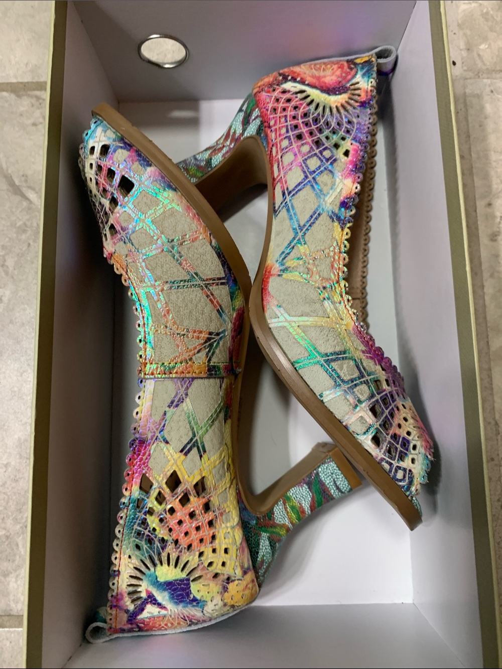 Multicolor Mid Heel Pumps